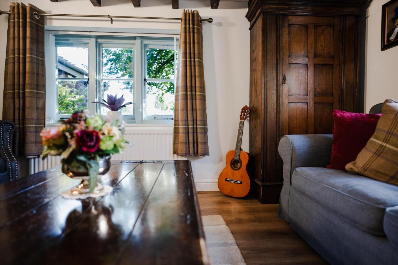 Hovell Hall Country Bed And Breakfast Норуич Екстериор снимка